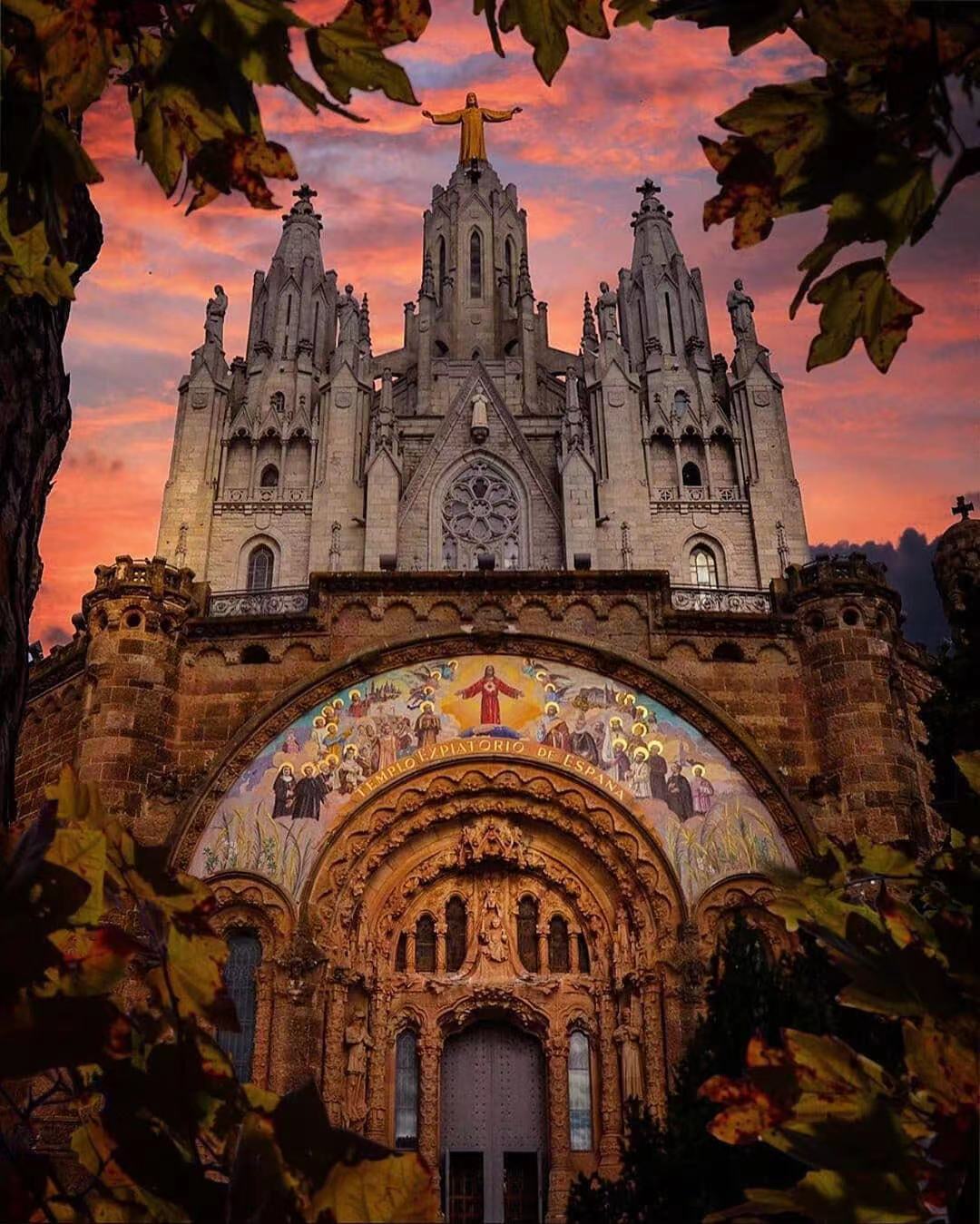 39座活久未见的世界上最黑暗的建筑，充满了神秘诡异的气息