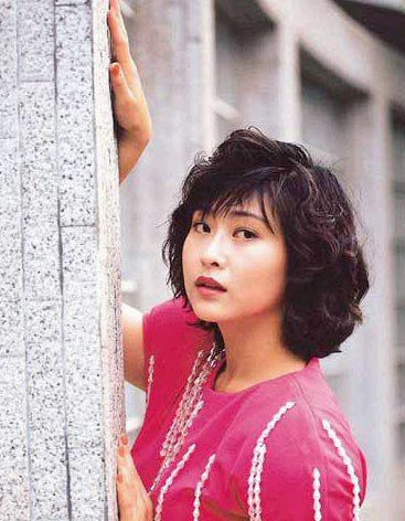 她一脱成名却脱出典范，还夺下金马影后