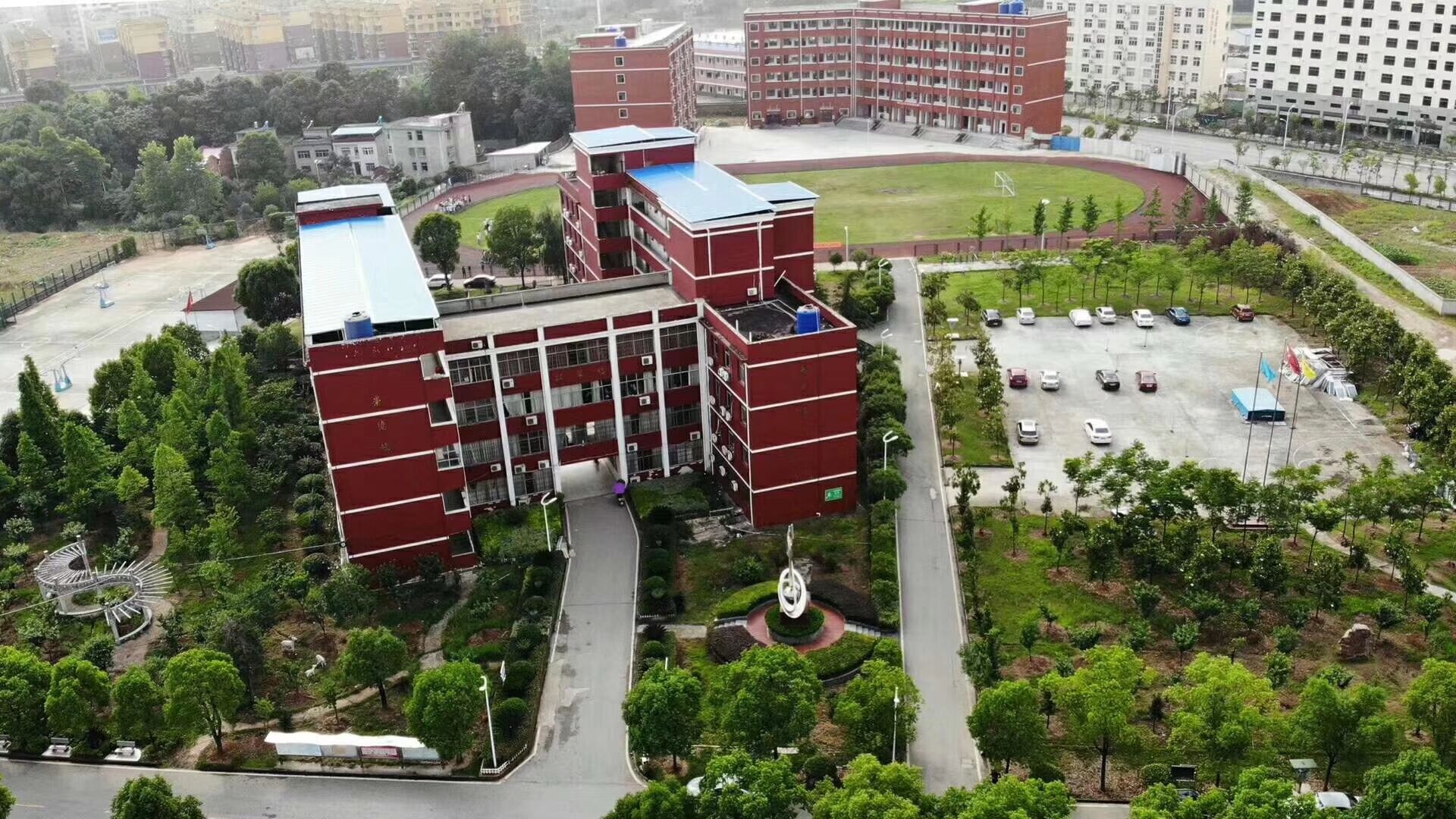 阳新县英才高中高考再创辉煌