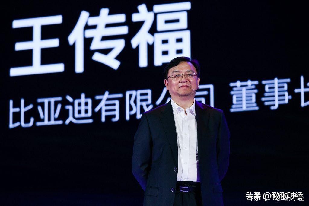 中国车企富豪榜大洗牌，新能源占三席，何小鹏前三李书福屈居第六