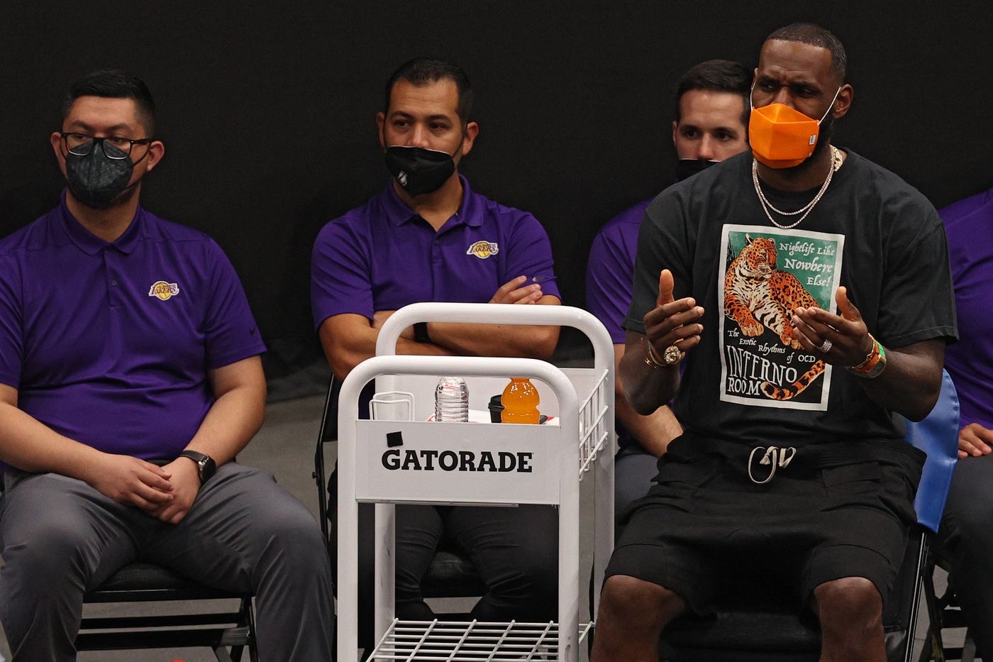 nba哪些州必须打疫苗（NBA将配合政府防疫工作！篮网、勇士和尼克斯三队将被强制打疫苗）