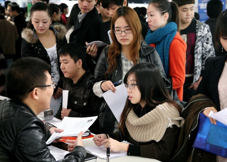 学生档案很重要，大学毕业后转到哪里更合适？毕业生要早知道