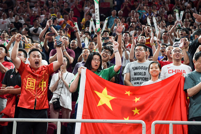 央视直播奥运落选赛！中国存出线希望，杜锋或可绝地反击创造历史