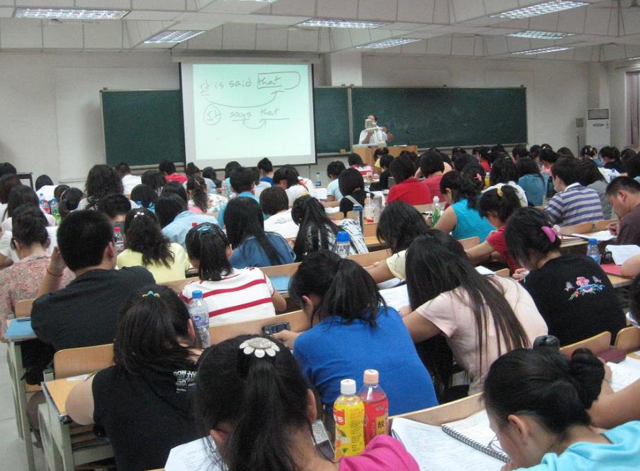 专升本需要去学校上课吗（参加统招专升本）