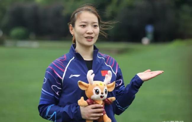 中国女子羽毛球名将(中国羽毛球史十大美女,谢杏芳王适娴入选,林丹