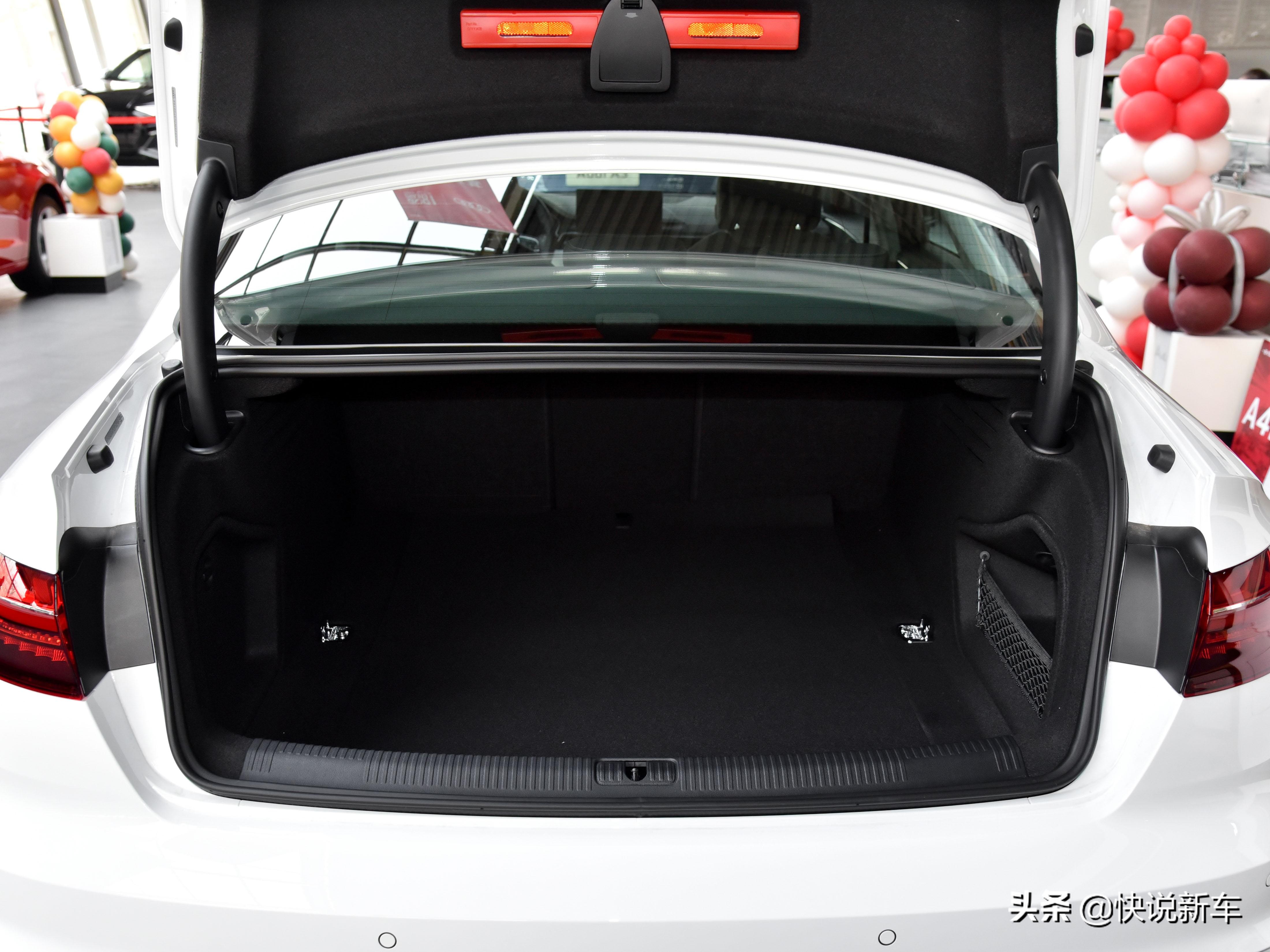 轴距超2米9，油耗不到7L，豪华合资中型车，实拍奥迪A4L