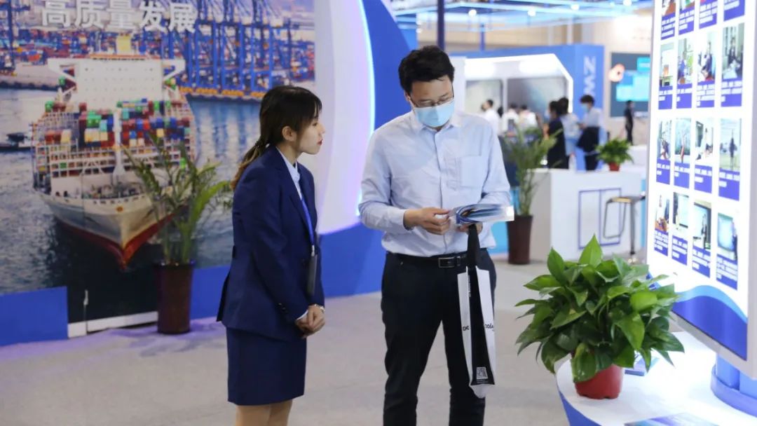 职教集团代表山东港口集团精彩亮相2021年职业教育博览会
