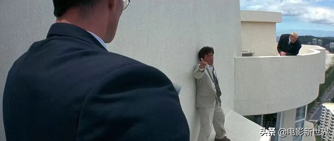 成龙票房收入最高的“简单任务”是国际版84分钟，比香港版少23分钟。