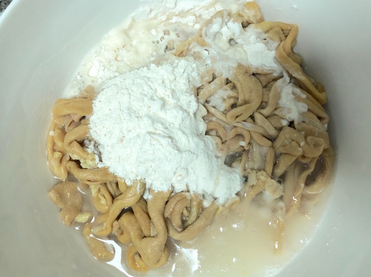 自制麻辣鸭肠，麻辣鲜香，干净卫生，比外面买的还好吃