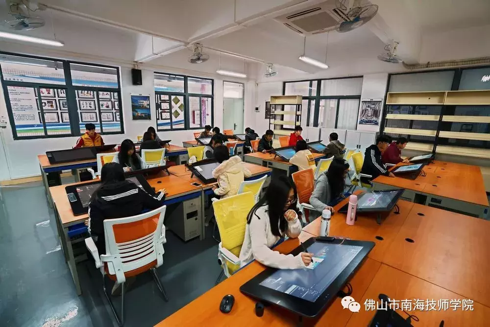 佛山市南海技师学院，今年的招生简章够震撼的！