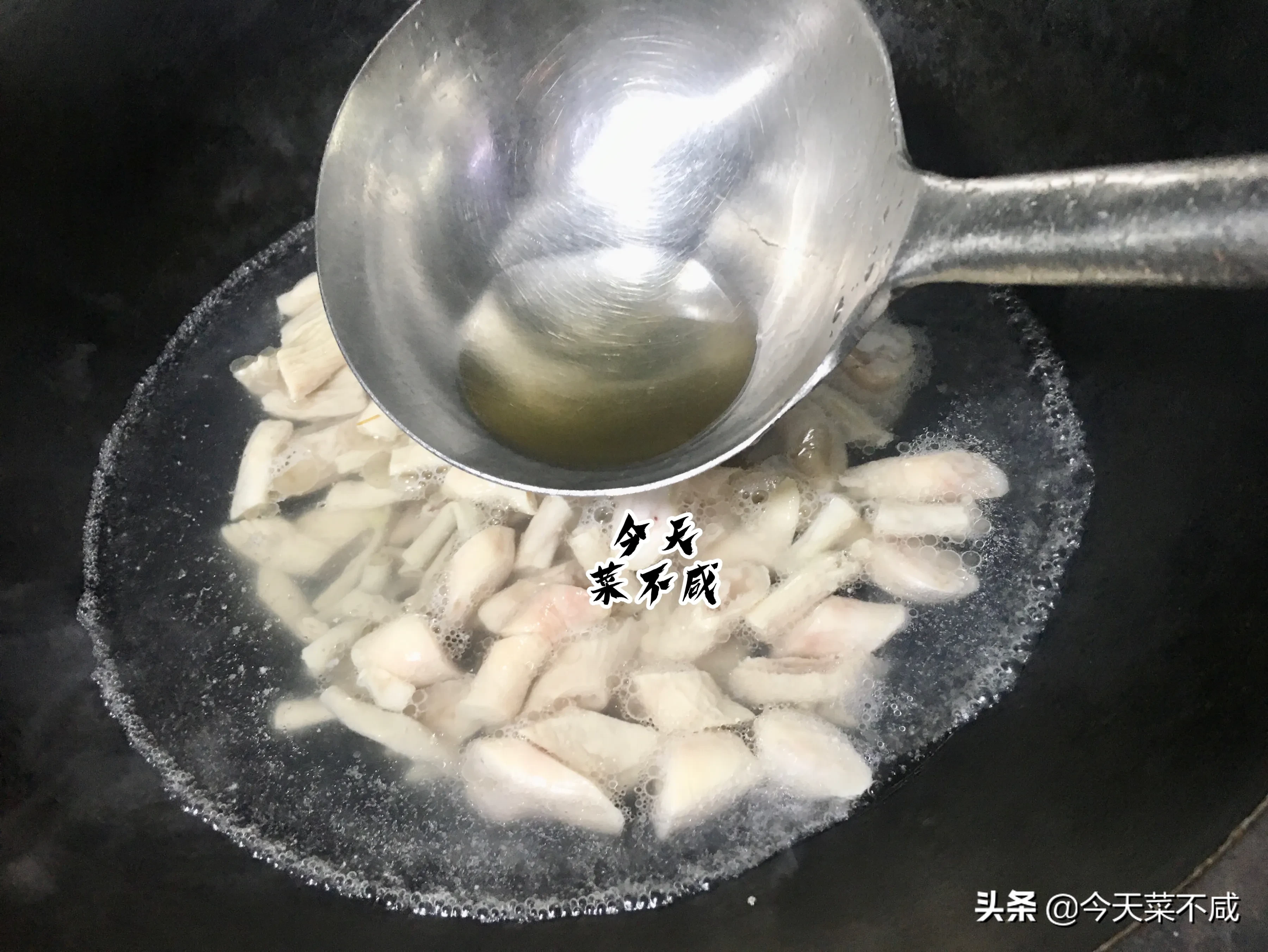 沧州羊肠子汤，最接地气的小吃，市民最爱，我在家做，味道一样鲜