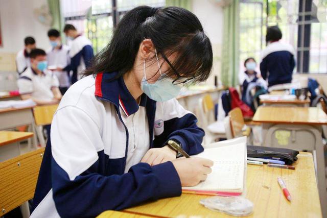 7岁念初中，12岁考入浙大，“天才少女”开挂人生，现在怎样了