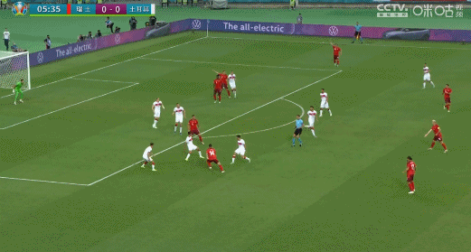 瑞士队vs土耳其队比分预测喵星人（20分钟轰2球，2-0领先！瑞士瞬间打爆土耳其，3大历史纪录诞生）