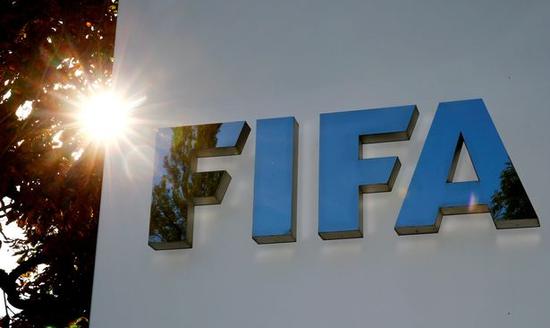 曼城转会违规遭37万瑞士法郎惩罚(FIFA宣布曼城处罚结果：罚款31.5万镑 无转会禁令)