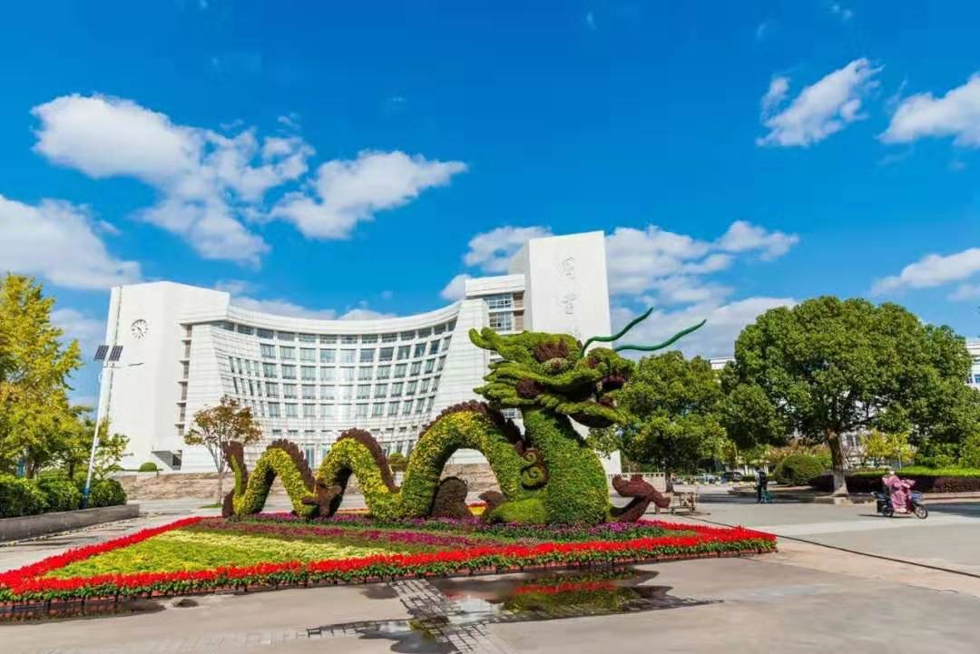 张杰毕业于哪所大学（张杰被聘为211高校教师）