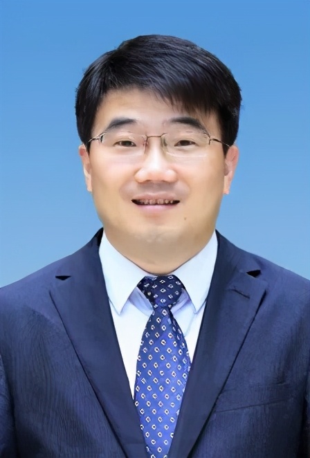 邓辉任江西财经大学校长