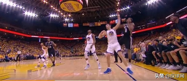 NBA季后賽灰熊能戰勝快船嗎（本世紀NBA季后賽五大逆轉：快船27分逆轉灰熊，31分逆轉勇士）