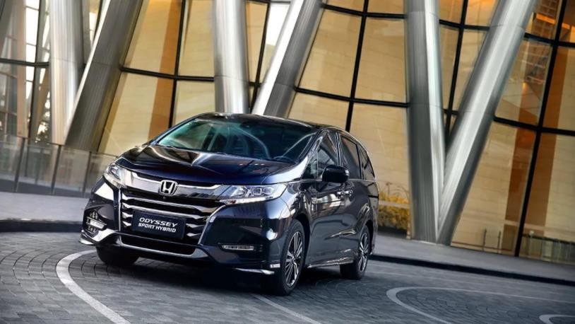 除了现象级的丰田赛纳 30万级别还能选哪些热门MPV