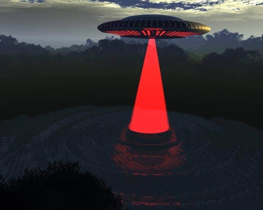 飞碟ufo(你相信UFO吗？什么是UFO？UFO真实存在吗？)
