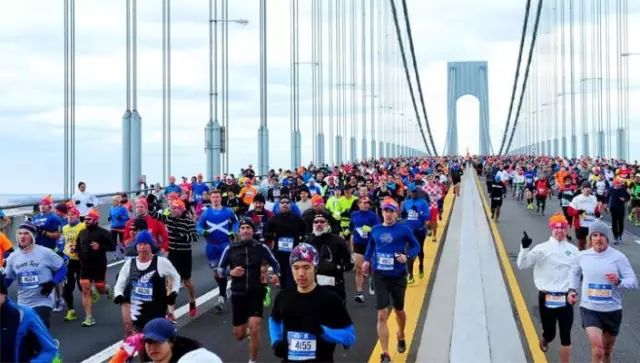 纽约马拉松直通成绩（2019纽约马拉松直通名额来啦！感受马拉松“桥震”、偶遇明星政要）