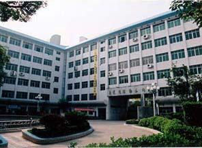 邵阳市最好的四所高中，考上都是学霸，隆回一中在列，你知道吗？