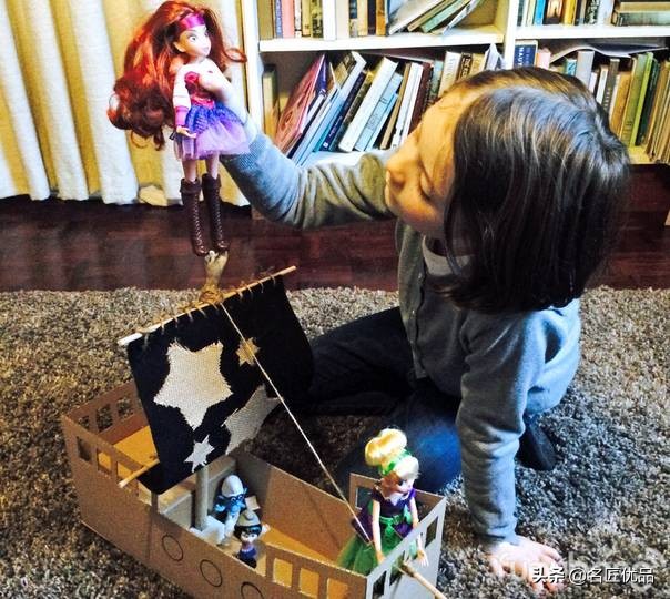 快递纸箱不要扔，25款纸箱感统玩具学起来！废物利用不用花钱了