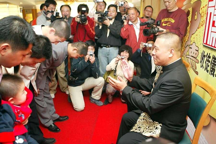 郭德纲于谦世界杯最新战况(网曝德云社首次拜师会视频,侯耀文提四点