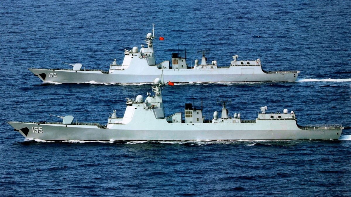 阿利(052系列和"阿利伯克",中美海军各自的主力舰,谁才是常青树?