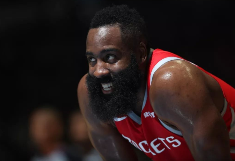 无上的荣耀！盘点现役NBA必进名人堂的十大球星：前三名无争议