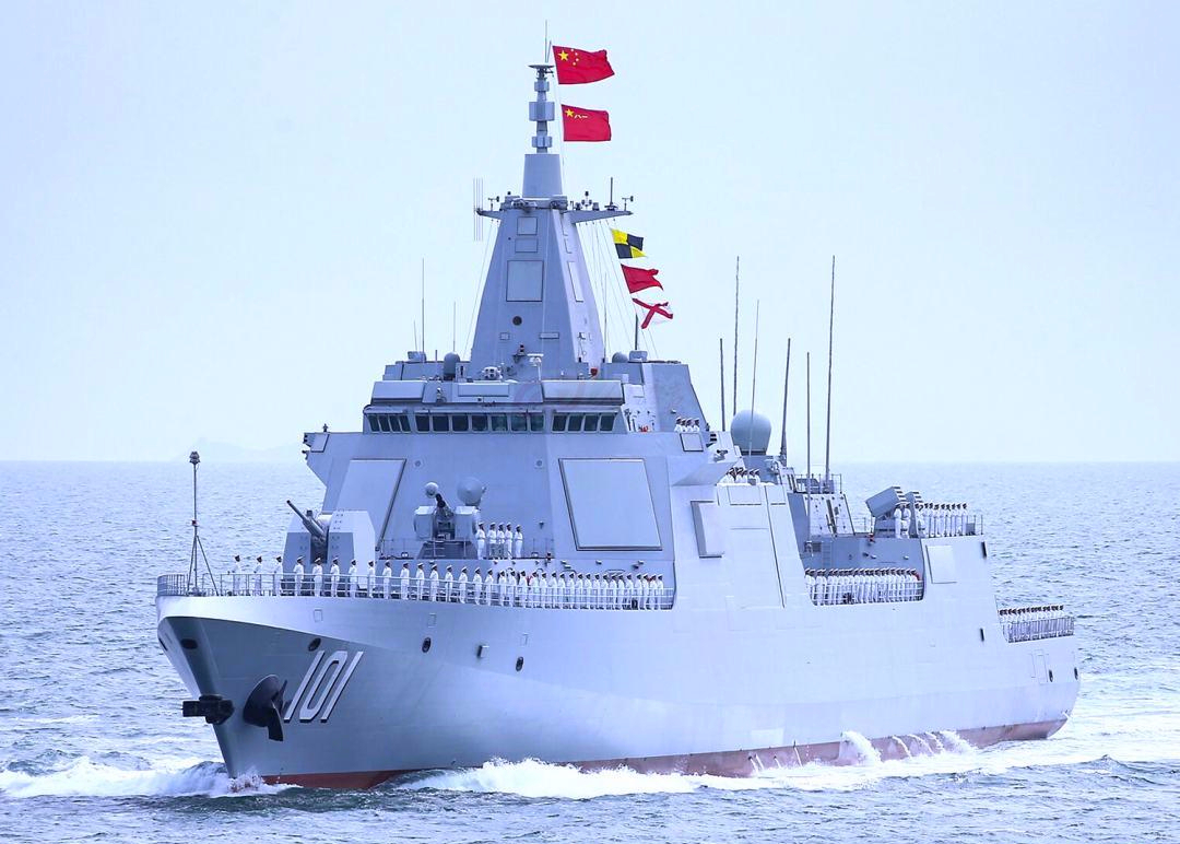 055明明是驱逐舰,为什么美国要将其划分为"巡洋舰"?