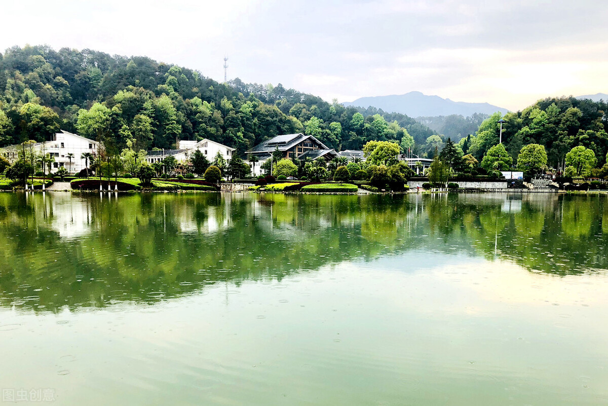 中国十大温泉（一文了解国内的10大温泉胜地）