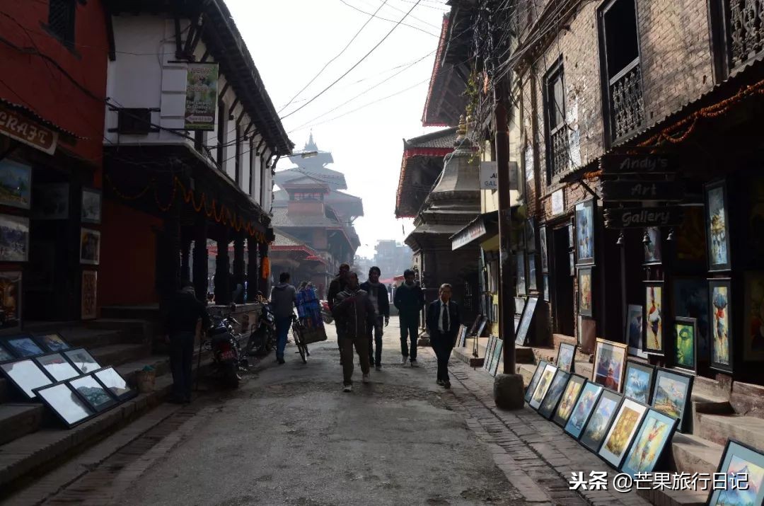 去尼泊爾旅游多少錢（飛機或汽車至尼泊爾旅行攻略大全，含路線交通景點美食購物及建議）