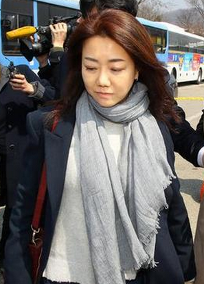 答網友問：樸槿惠至今未婚，沒有丈夫沒有子女