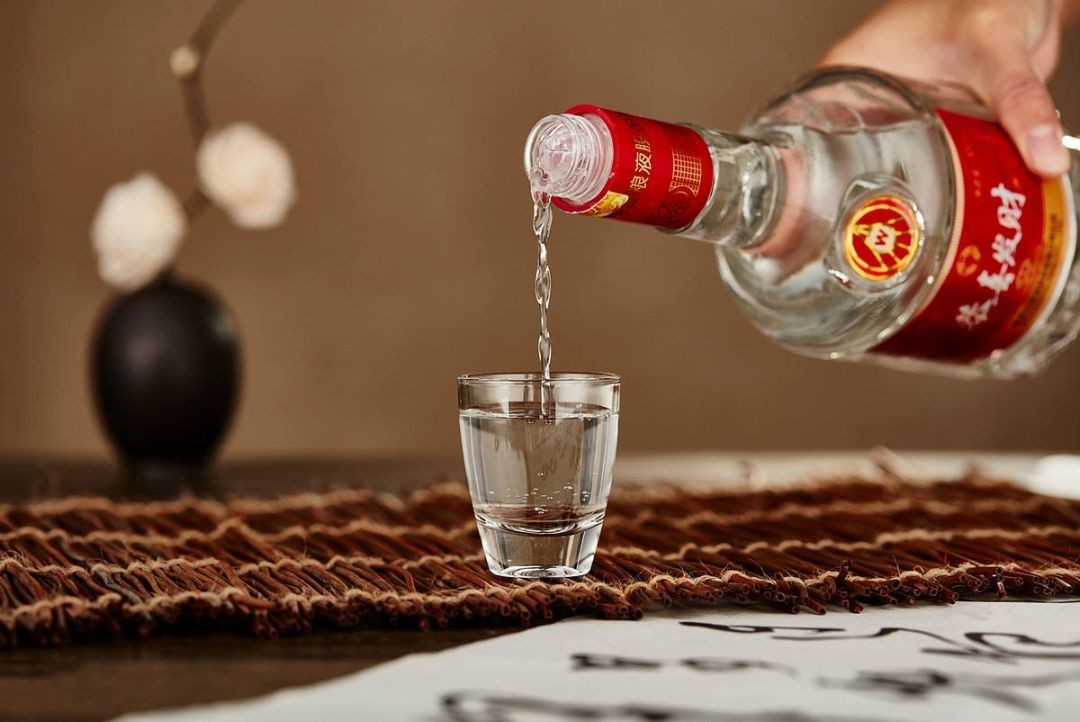 山东最好喝的4款白酒，价格不贵全是100%粮食酒，不懂喝可惜了