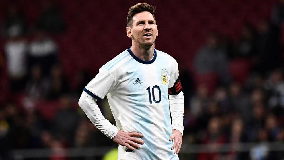 阿根廷球迷说梅西不该参加世界杯(梅西：儿子蒂亚戈问我，为什么在阿根廷有人要杀了你？)