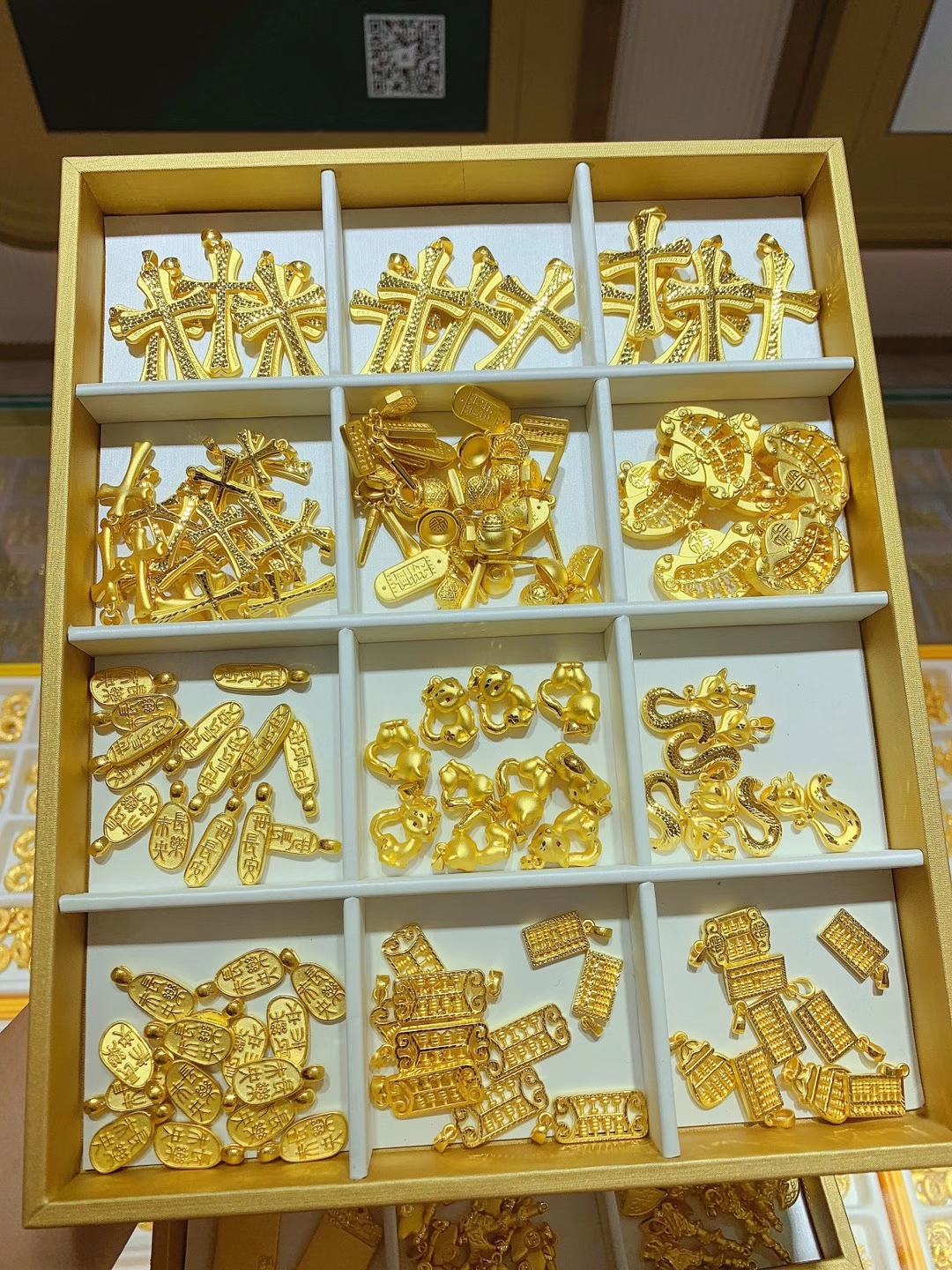 購買黃金首飾需要注意什么，才不會太虧，哪個品牌的黃金比較好？