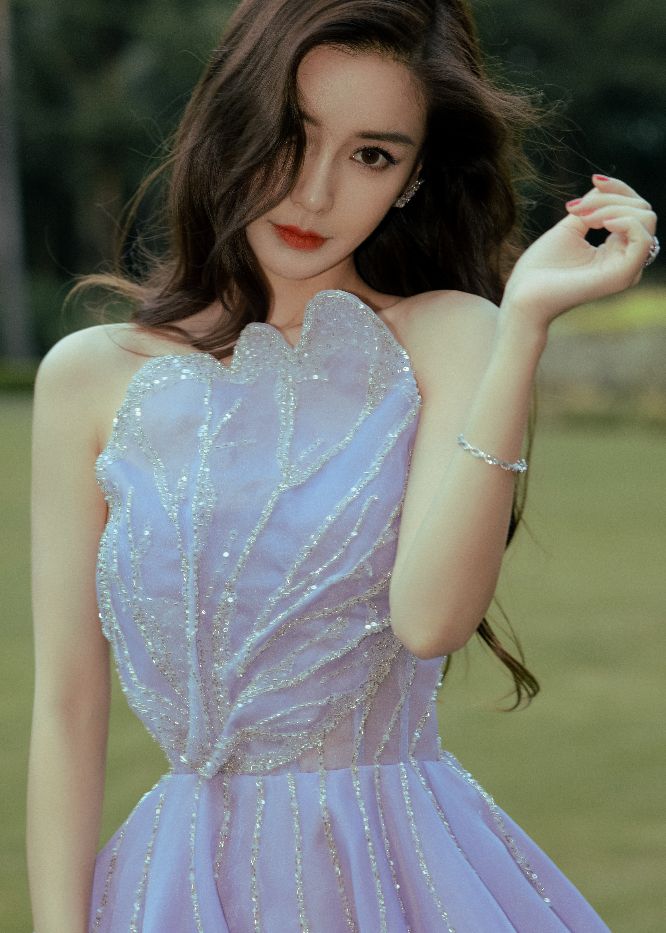 蓝色系的angelababy