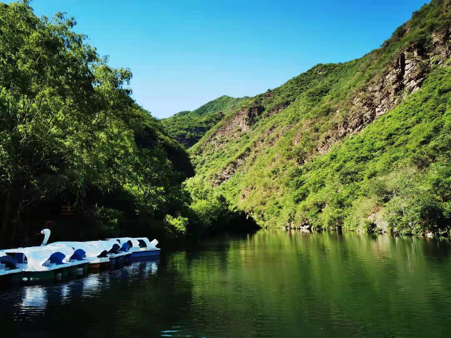 关于双龙峡自然风景区的介绍(打卡北京双龙峡风景区,十里溪流百潭瀑布