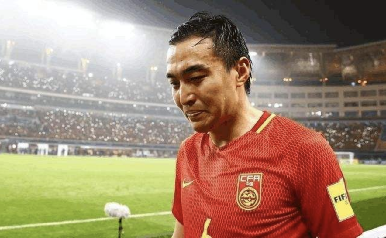 黄健翔为什么被封杀(惨遭国足封杀!