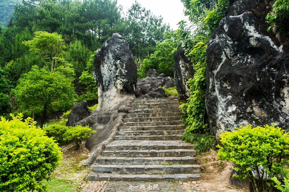 汉白玉石材产地在哪里（汉白玉石材产地在哪里好）-第2张图片-巴山号