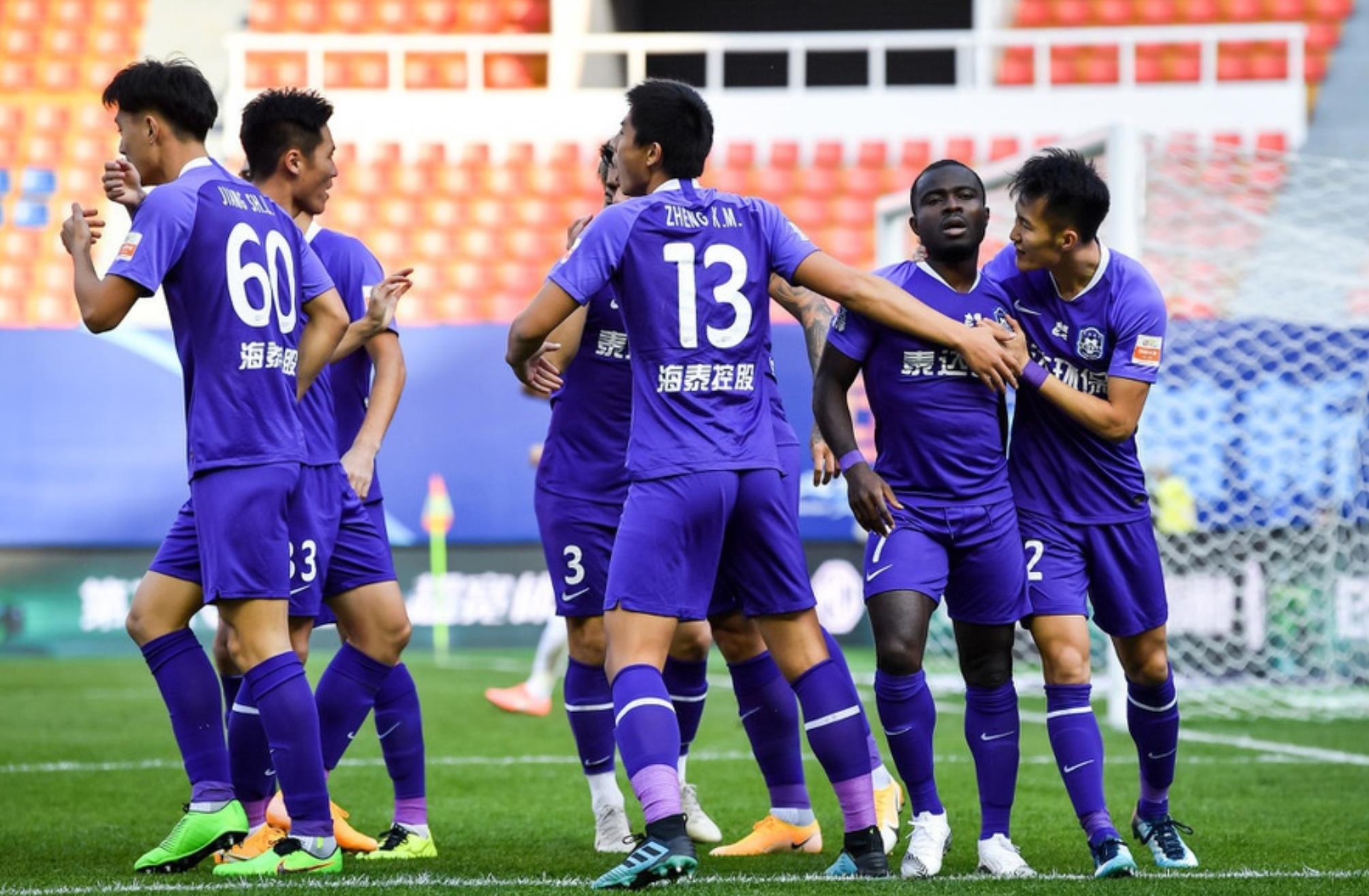 天津泰达vs深圳佳兆业免费直播（终结14轮不胜！天津泰达2-0深圳佳兆业！阿奇姆彭梅开二度）