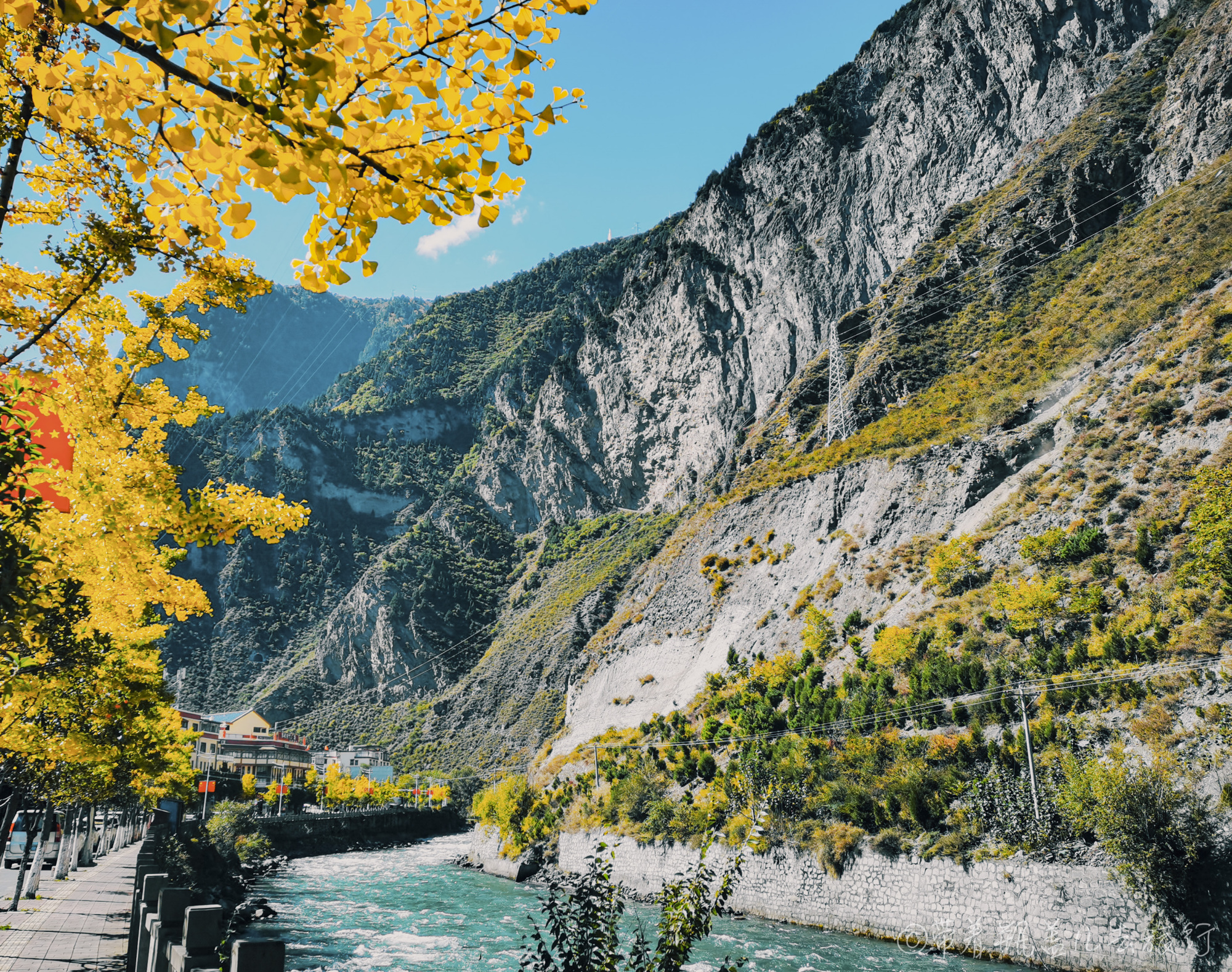 这个只有4平方公里的川西小县城风景真好，最著名的景点是毕棚沟