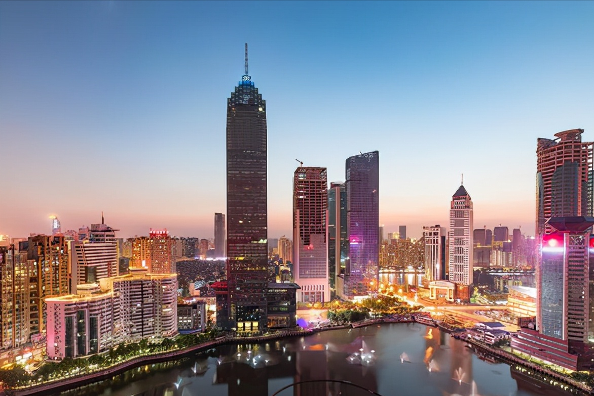 武汉科技大学信息科学与工程学院（警惕）