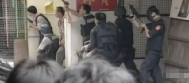 《家有仙妻》30年，男主们出轨吸毒，三大美女退圈最惨女儿被撕票