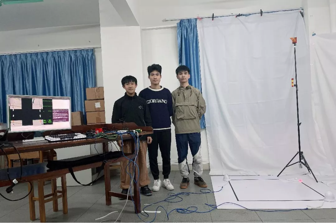 广州华立学院：这辆小车在广东火了，还将晋级全国决赛