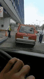 来打羽毛球是什么梗(“只有将亮度调亮，才能看懂的梗！”细节决定成败)
