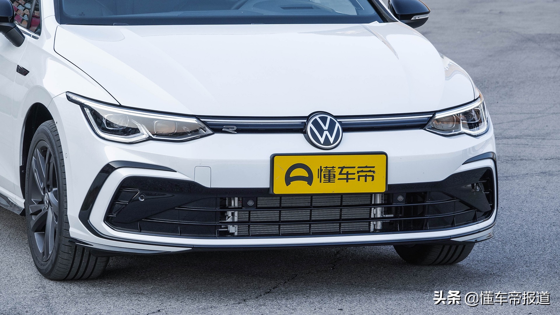选买 | 第八代高尔夫还未完工？对比思域两厢谁是更好选择