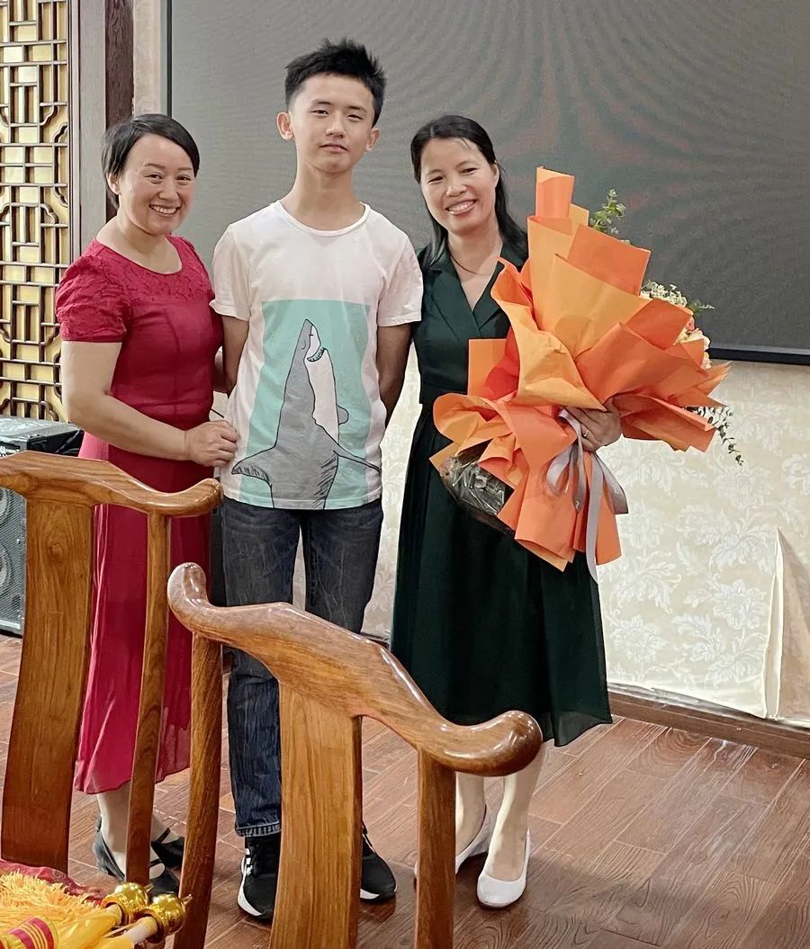 真诚感动 绝非偶然——重庆市渝高中学