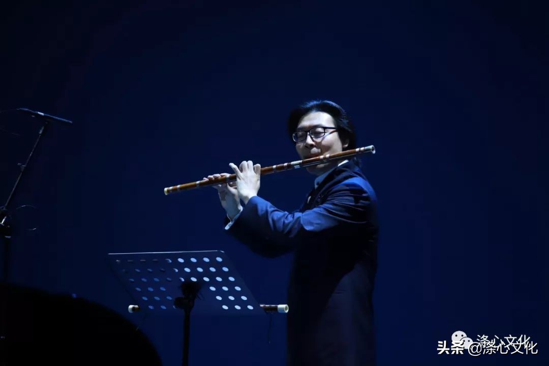 川音点石竹笛乐团与西安建筑科技大学华清学院交流音乐会圆满举行