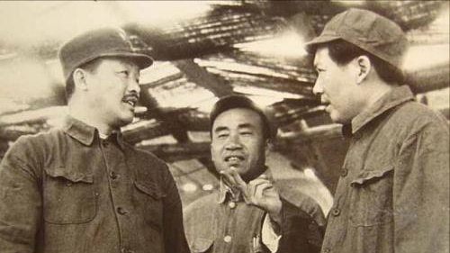 毛主席为何能统帅群雄？十大元帅说出了真相，彭德怀最敢说